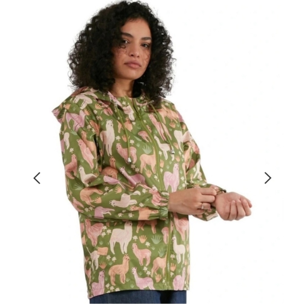 EUC ModCloth- Princess Highway llama Rain jacket - L